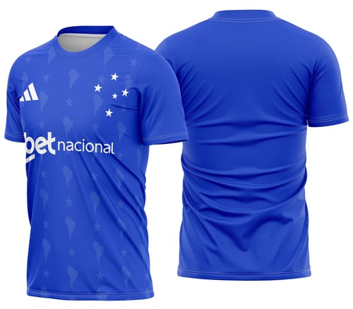 Camiseta unissex preta com logo no peito e estampa grande nas costas do Cruzeiro Home Kit 2026, perfeita para fãs e torcedores exibirem paixão pelo time.