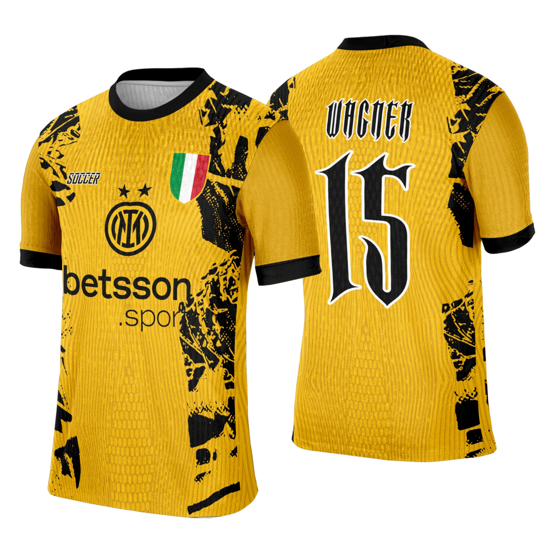 Camiseta unissex preta com logo no peito e estampa grande nas costas do time Inter Milan modelo Interclasse 0156, ideal para torcedores e fãs do futebol.