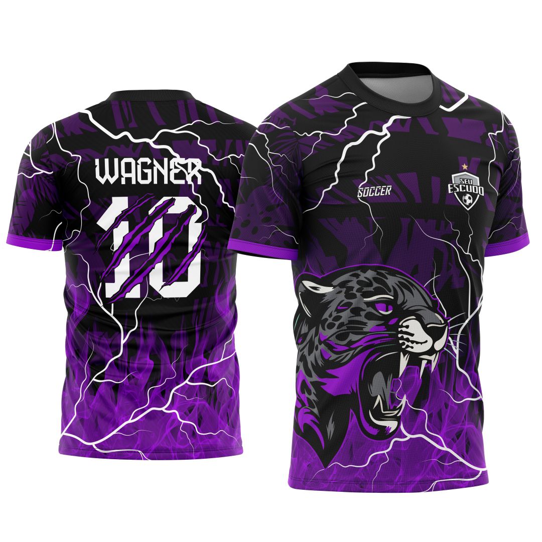 Camiseta unissex preta com logo no peito e estampa grande nas costas mostrando Onça e Pantera Negra em estilo interclasse 2025, ideal para fãs e eventos escolares.