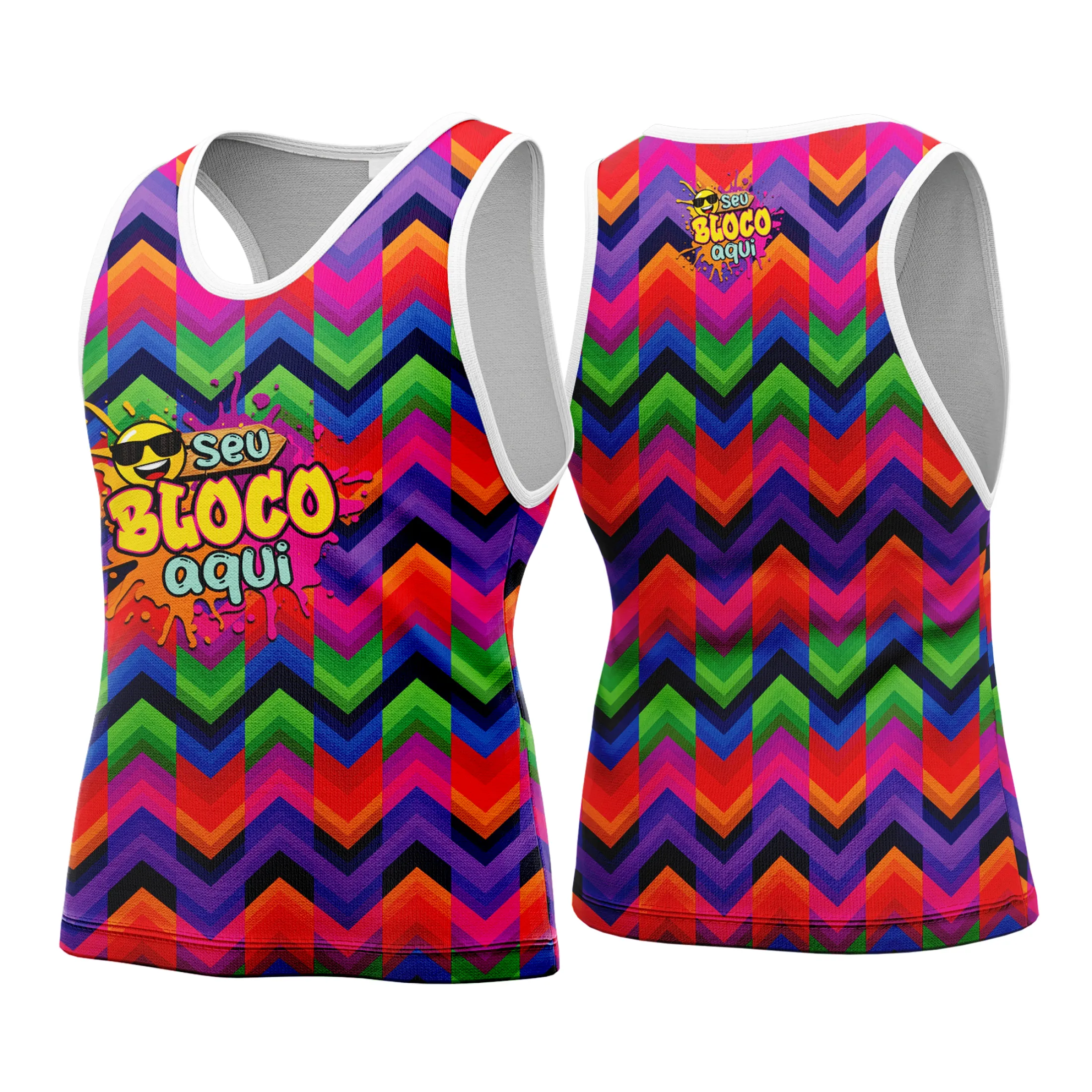 Camiseta unissex branca com logo no peito e estampa grande nas costas mostrando o tema Camisa Abadá Carnaval Personalizada 2026, ideal para festa e folia no verão.