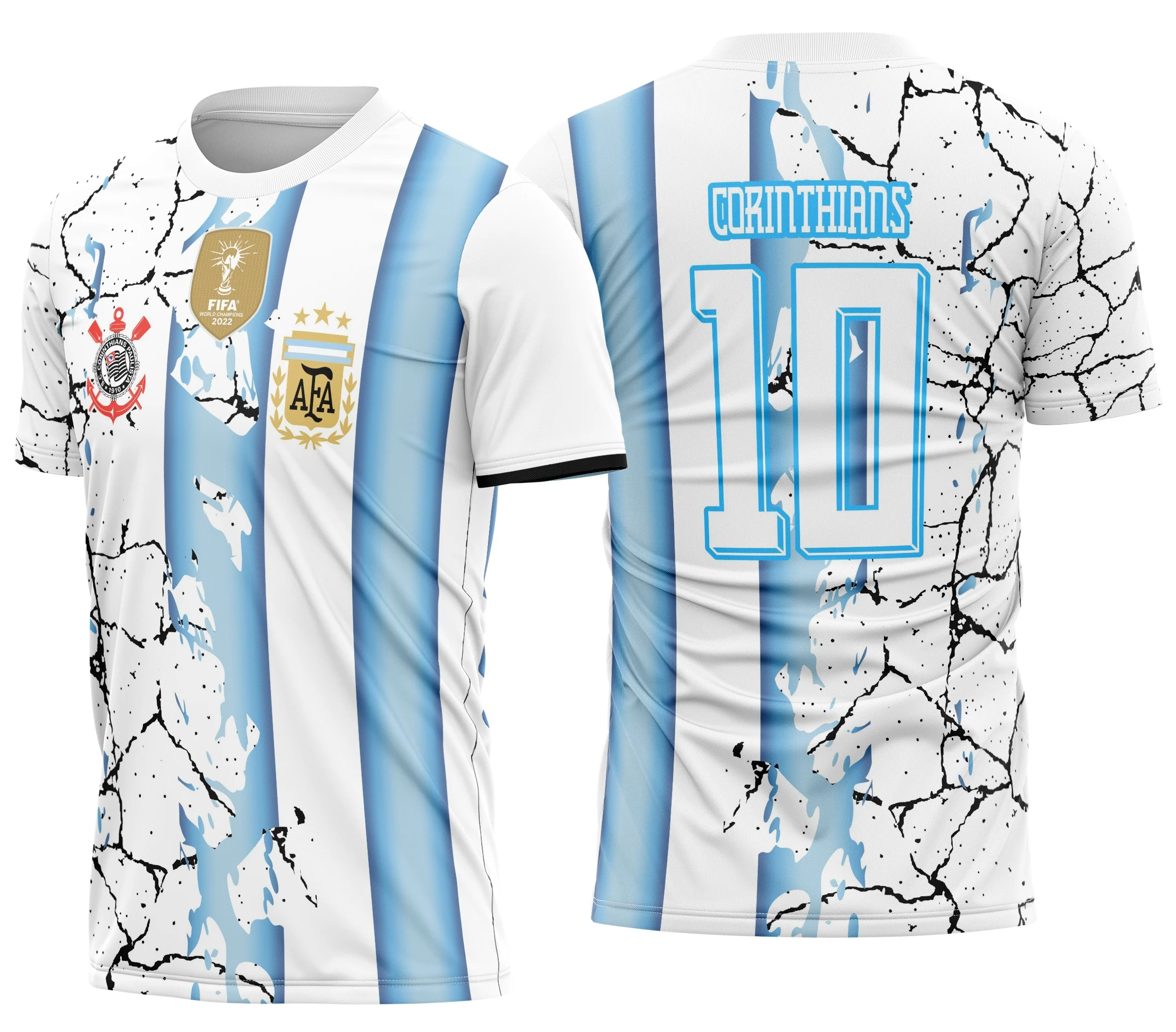 Camiseta unissex branca com logo no peito e estampa grande nas costas combinando os temas Argentina e Corinthians da Copa do Mundo, ideal para torcedores.
