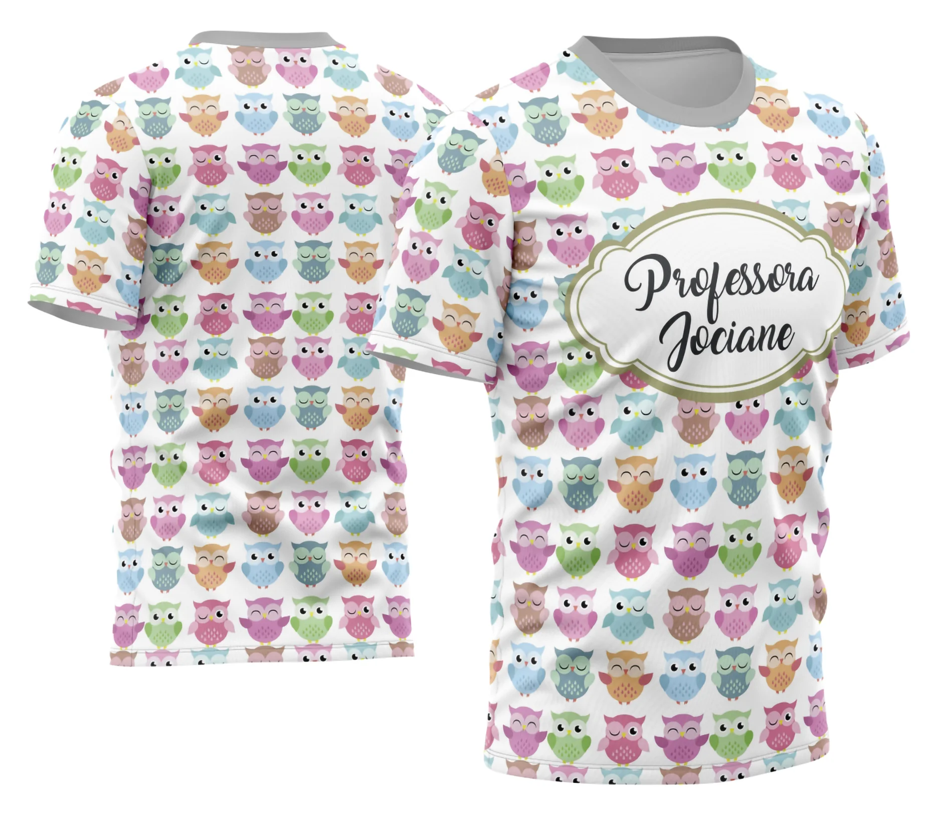 Camiseta unissex branca com logo no peito e estampa grande nas costas com tema de professora personalizada, ideal para quem valoriza a educação com estilo único.