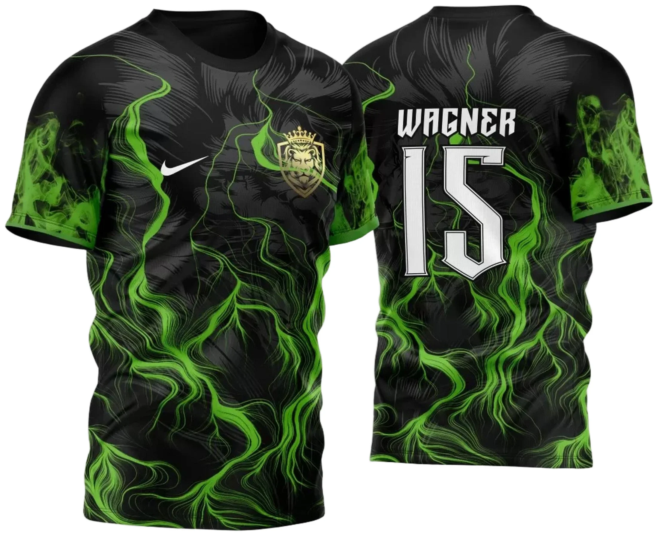 Camiseta unissex preta com logo no peito e estampa grande nas costas mostrando Leão em chamas verdes, estilo InterClasse, perfeita para fãs de força e natureza.