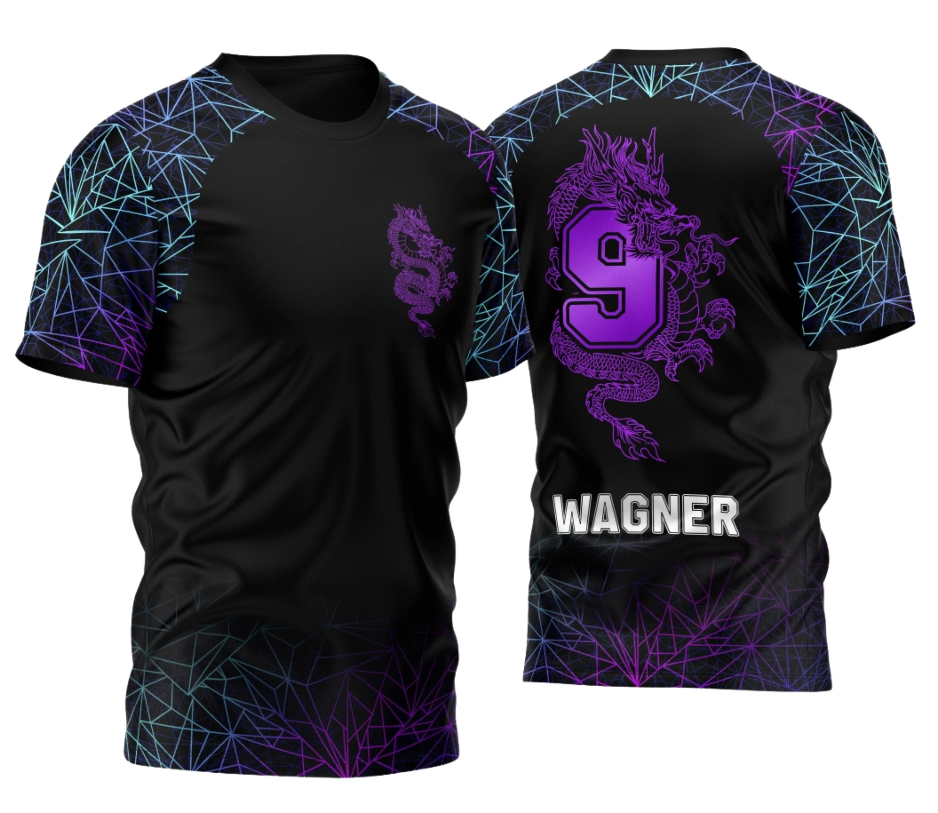 Camiseta unissex preta com logo no peito e estampa grande nas costas com tema dragão para o Nono Ano 2026, estilo marcante e moderno, perfeita para estudantes e fãs do modelo dragão.