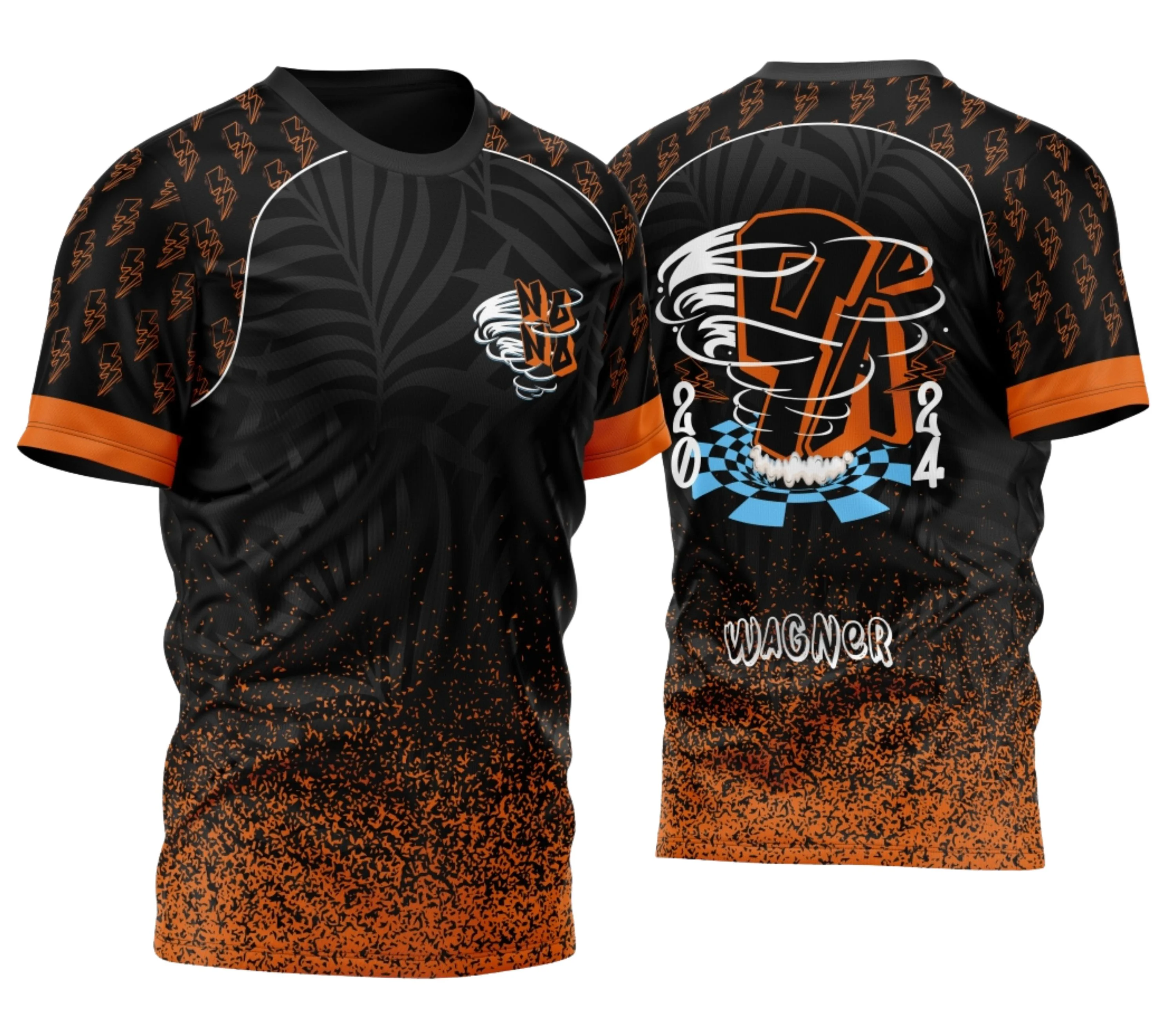 Camiseta unissex preta com logo no peito e estampa grande nas costas temática do Nono Ano Furacão 2026 Modelo 3A1, design moderno e detalhes vibrantes.