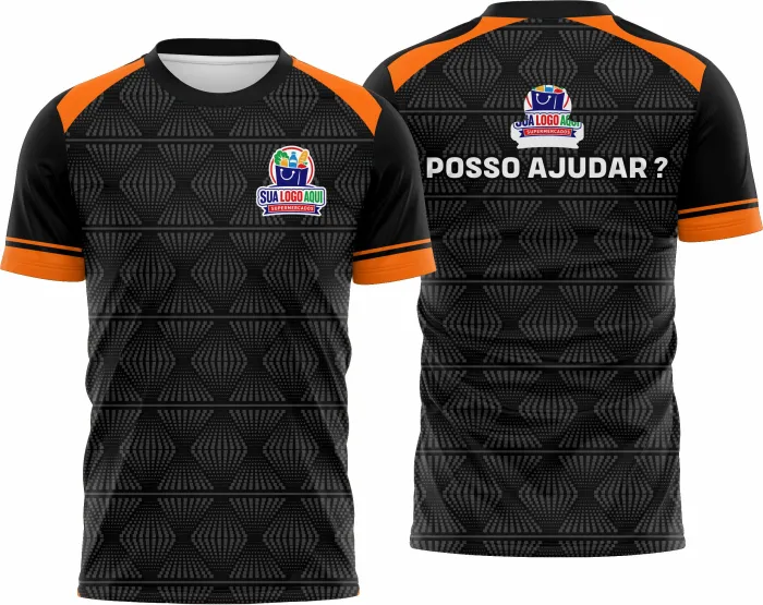 Camiseta unissex branca com logo no peito e estampa grande nas costas inspirada em supermercado, ideal para uso casual ou profissional, com design moderno e vibrante.