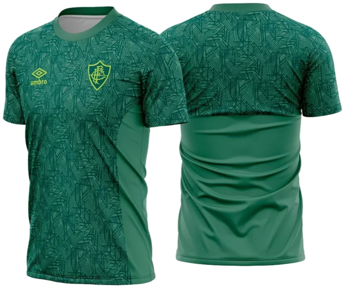 Camiseta unissex branca com logo do Fluminense no peito e estampa grande nas costas do modelo Treino I 2024 - 2025, ideal para torcedores que buscam estilo e conforto.
