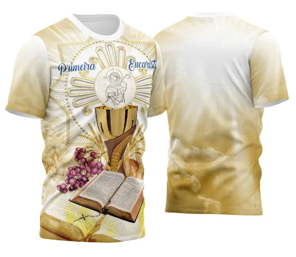Foto de camiseta com logo no peito e estampa grande nas costas, destacando arte religiosa inspirada na Eucaristia, perfeita para demonstração da fé com estilo e significado marcante.