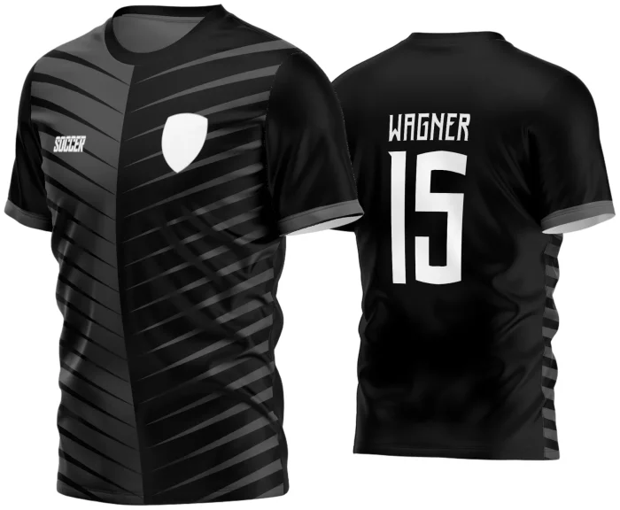 Camisa de futebol com logo no peito e estampa grande nas costas, combinação perfeita de modernidade e tradição para times amadores em 2024, ideal para jogos e eventos esportivos.