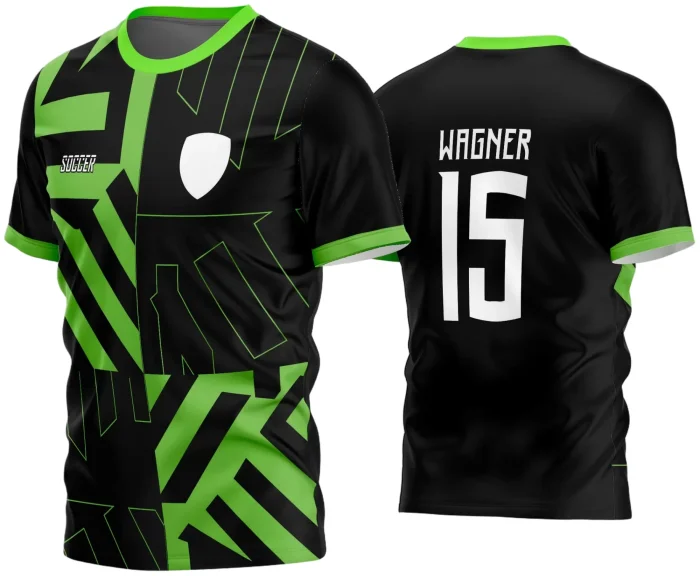 Camisa finalizada de futebol amador com logo no peito e estampa grande nas costas, destacando um design moderno e vibrante que representa força e união do time em campo.