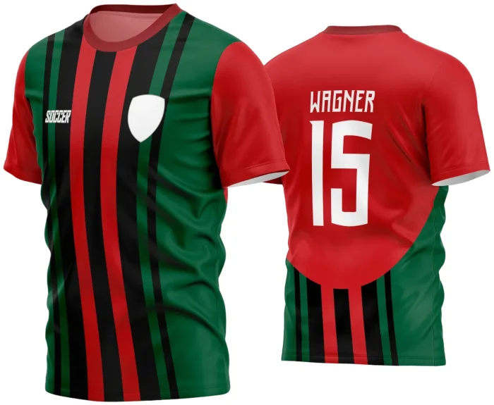 Camisa de futebol amador com logo no peito e estampa grande nas costas, apresentando cores vibrantes e detalhes marcantes que destacam o espírito do time em cada partida.