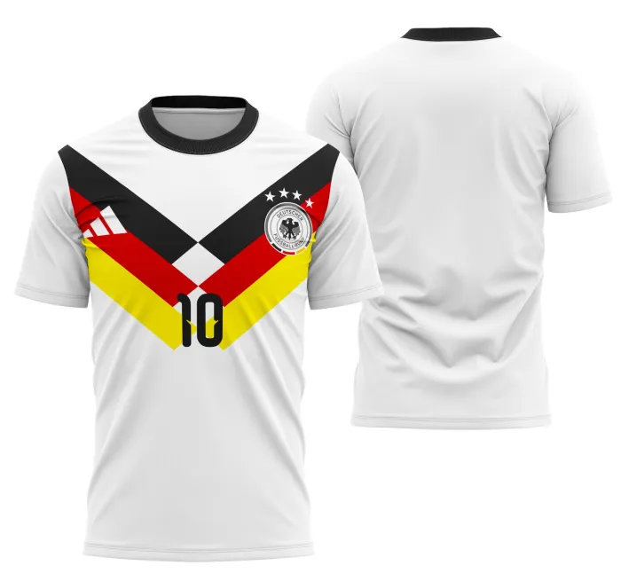 Camiseta unissex preta com logo no peito e estampa grande nas costas do tema Alemanha Vazamento Copa do Mundo 2026, ideal para torcedores modernos e apaixonados por futebol.