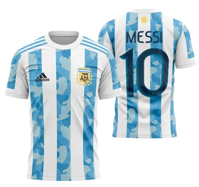 Camiseta unissex branca com logo no peito e estampa grande nas costas da Camisa Argentina Local 2020-2021, design clássico e moderno que destaca a paixão pelo futebol argentino.