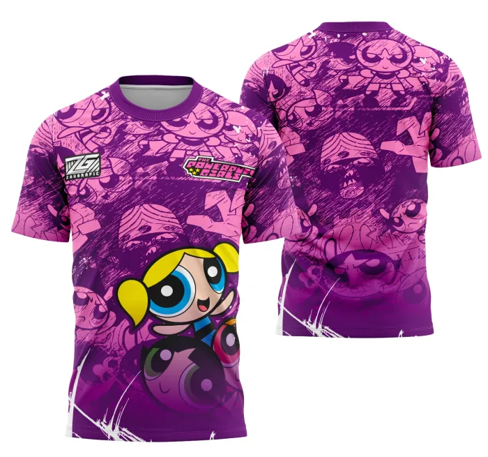 Camiseta unissex branca com logo no peito e estampa grande nas costas inspiradas em As Meninas Superpoderosas Interclasse 2025, ideal para fãs que querem estilo e conforto.