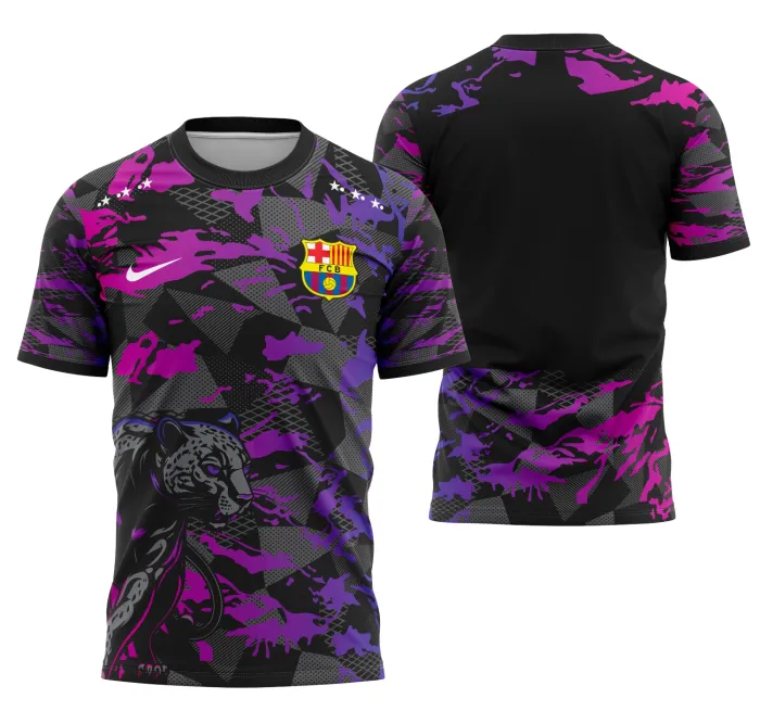 Camiseta unissex preta com logo no peito e estampa grande nas costas, tema Barcelona Interclasse 2025 Modelo 1, estilo casual e esportivo para torcedores e participantes.