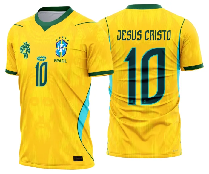Camiseta unissex com logo no peito e estampa grande nas costas, em amarelo vibrante, tema Brasil com conceito de Jesus Cristo para 2026, perfeita para destacar fé e patriotismo.