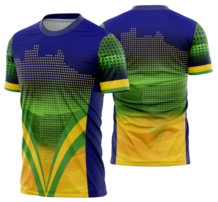 Camiseta unissex branca com logo no peito e estampa grande nas costas com tema Brasil Em Ritmo de Copa do Mundo 2026 Modelo 34, ideal para torcer com estilo e conforto.