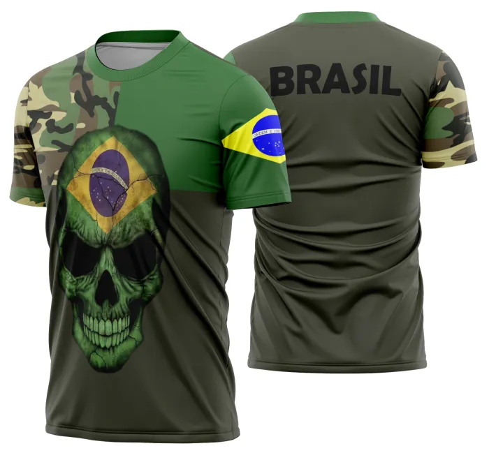 Camiseta unissex preta com logo no peito e estampa grande nas costas, temática Brasil em ritmo de Copa do Mundo 2026, estilo esportivo e moderno para torcer com estilo.