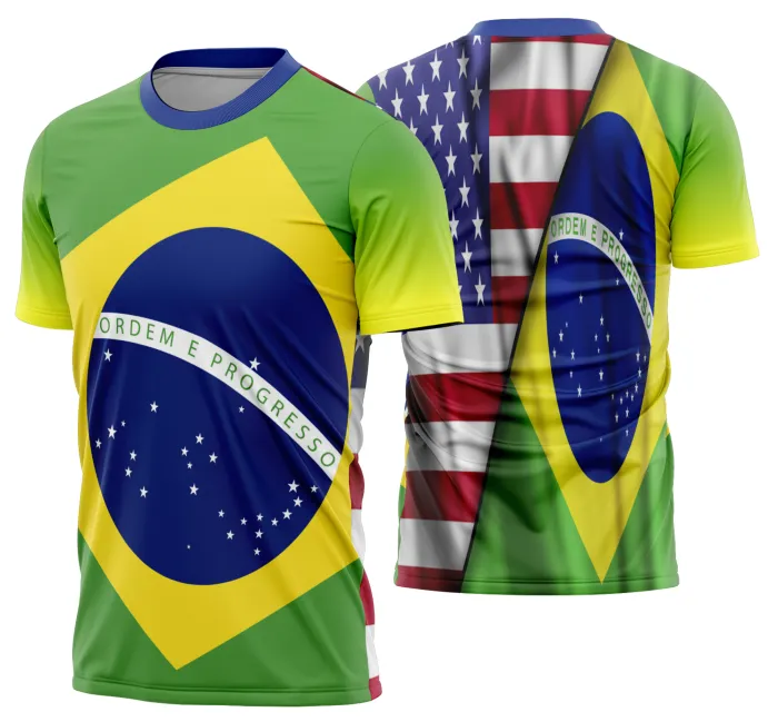 Camiseta unissex preta com logo no peito e estampa grande nas costas, temática Brasil em ritmo de Copa do Mundo 2026, perfeito para torcedores vibrantes e estilosos.