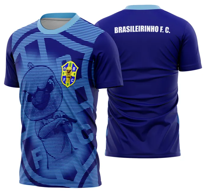 Camiseta unissex preta com logo no peito e estampa grande nas costas com tema do Brasil em ritmo de Copa do Mundo 2026, design vibrante e moderno, ideal para torcedores.