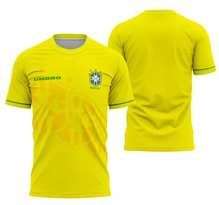 Camiseta unissex preta com logo no peito e estampa grande nas costas inspirada no Brasil Local 1994, trazendo estilo esportivo e nostalgia em um design moderno.