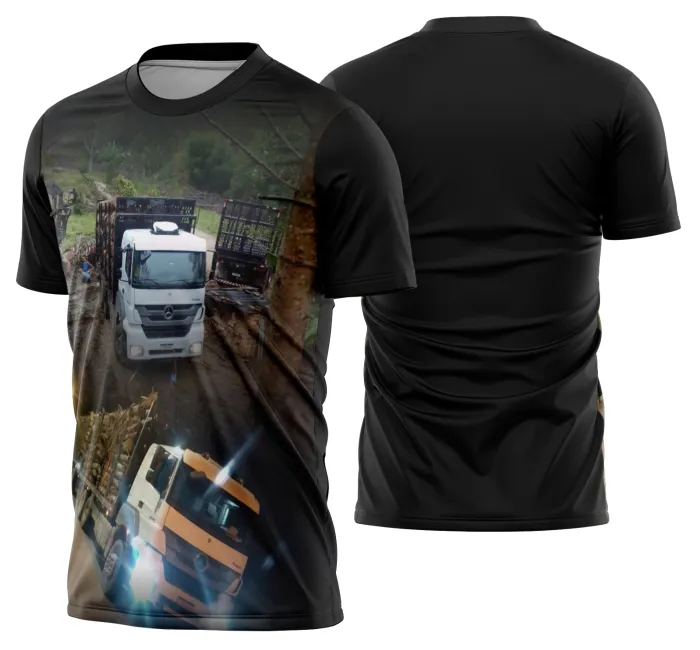Camiseta unissex preta com logo no peito e estampa grande nas costas representando caminhoneiros com caminhão carreta Modelo 09, ideal para amantes da estrada e caminhoneiros.