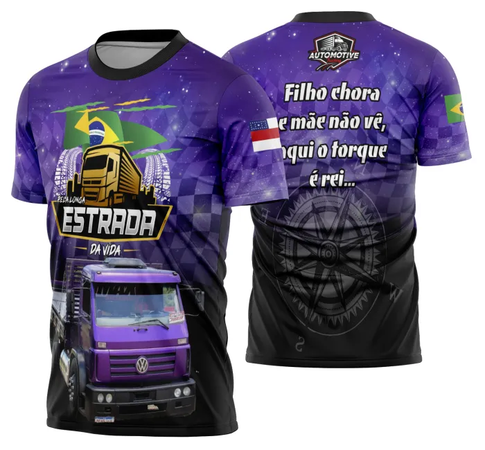 Camiseta preta unissex com logo no peito e estampa grande nas costas mostrando caminhoneiros e carreta Modelo 34, visual moderno e impactante para fãs de caminhões.