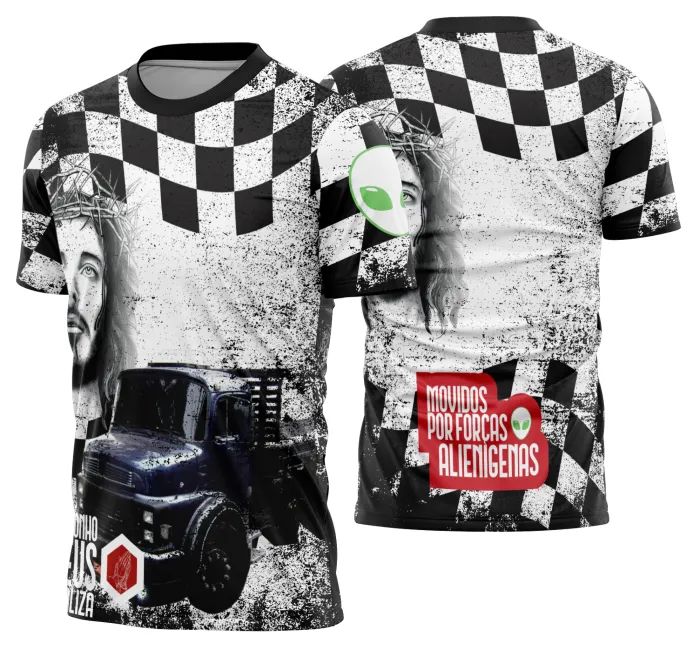 Camiseta unissex preta com logo no peito e estampa grande nas costas destacando caminhoneiros, caminhão e carreta modelo 38 com design imponente e estilo robusto.