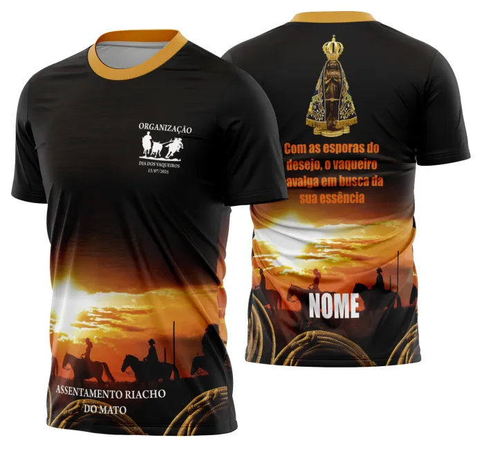 Camiseta unissex preta com logo no peito e estampa grande nas costas mostrando cavalo e tema de vaquejada, ideal para quem ama cavalgada e estilo country.