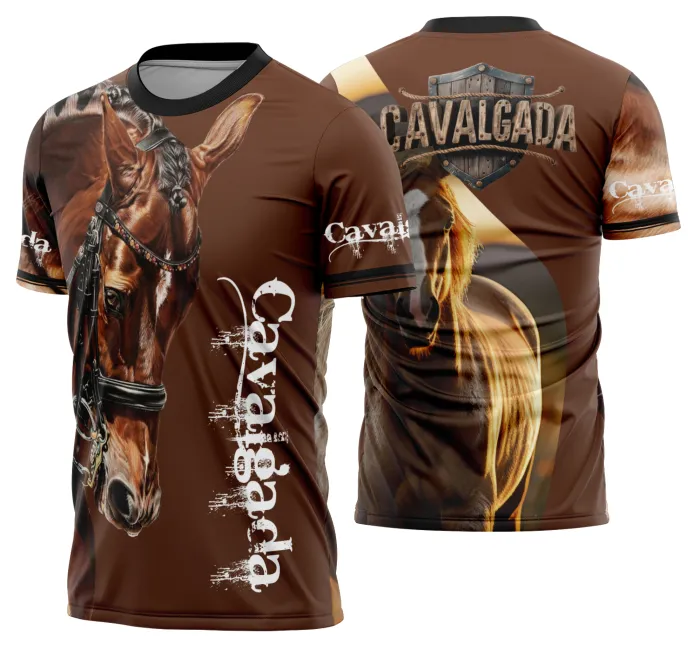 Camiseta unissex preta com logo no peito e estampa grande nas costas mostrando cavalo em cavalgada e vaquejada, visual rústico e perfeito para apaixonados pelo tema.