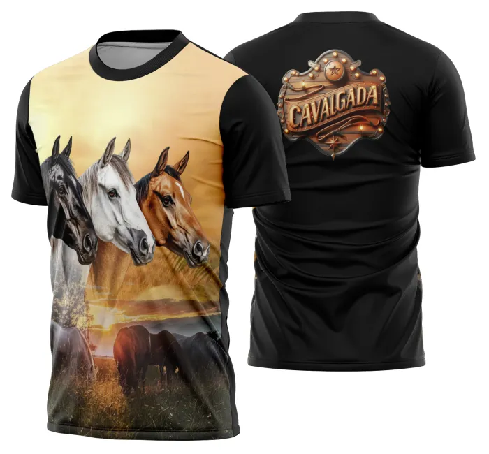 Camiseta unissex com cor base preta, logo no peito e estampa grande nas costas mostrando cavalgada e vaquejada com cavalo, perfeita para quem ama tradição e estilo country.