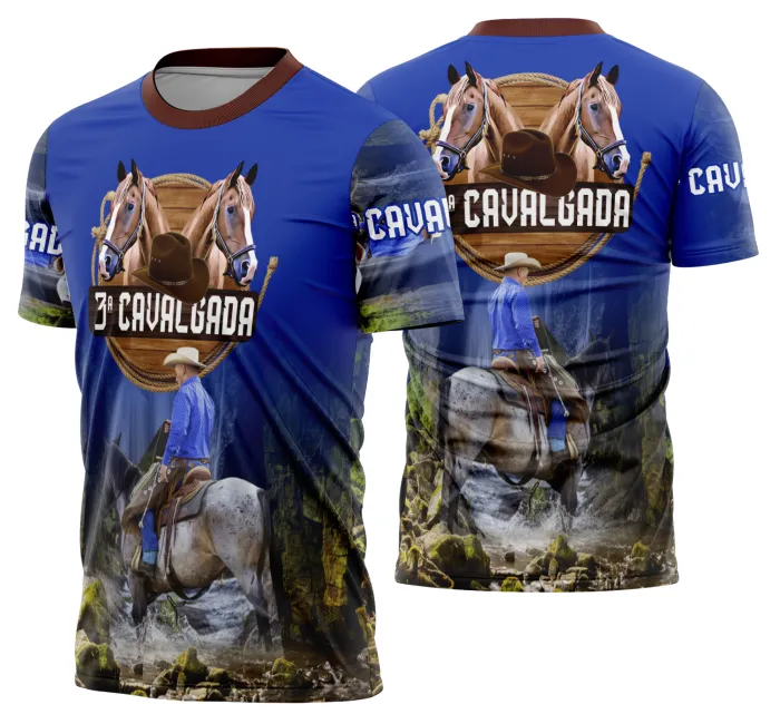 Camiseta unissex preta com logo no peito e estampa grande nas costas com tema de cavalgada e vaquejada com cavalo, ideal para eventos e apaixonados pelo estilo sertanejo.