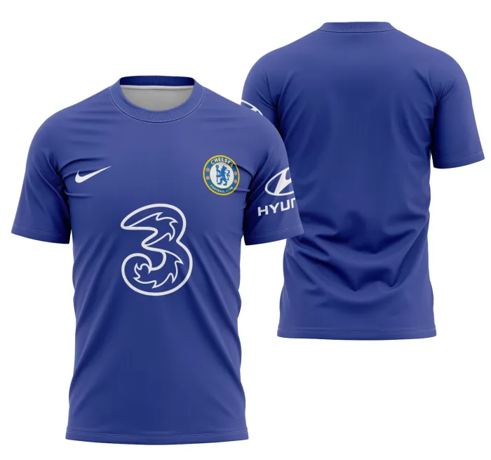 Camiseta unissex branca com logo no peito e estampa grande nas costas inspirada na Camisa Chelsea Home 2022-2023, ideal para fãs do time e colecionadores.