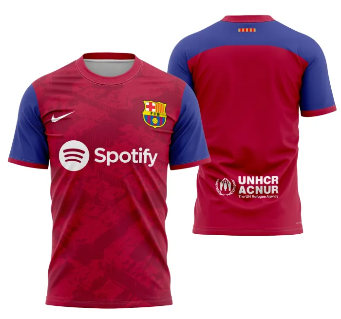 Camiseta preta unissex com logo no peito e estampa grande nas costas inspirada no conceito Barcelona FC 2024, design moderno e marcante ideal para fãs do time.