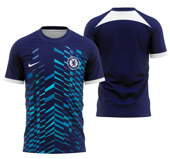 Camiseta unissex na cor preta com logo no peito e estampa grande nas costas com tema do Conceito Chelsea 2024, design moderno e estiloso para fãs do time.