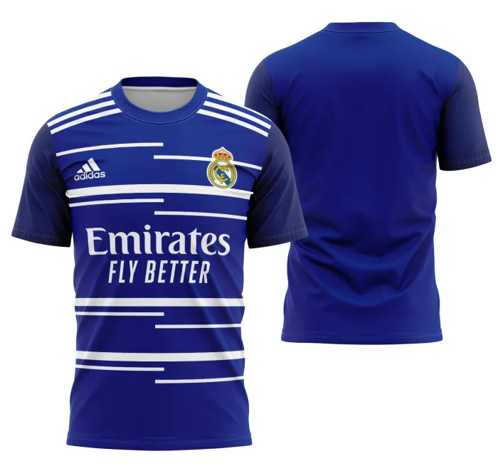 Foto de camiseta unissex preta com logo no peito e estampa grande nas costas mostrando o conceito de visita do Real Madrid 2022, design moderno e vibrante.