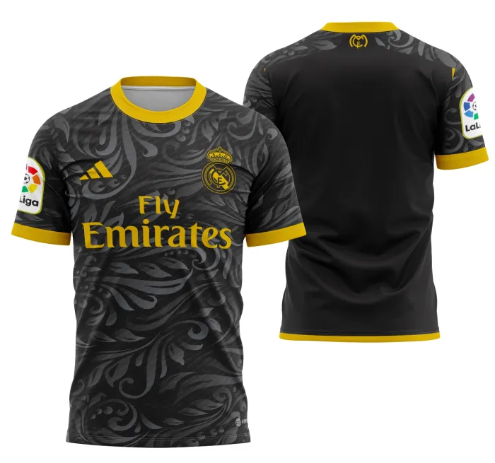 Camiseta unissex preta com logo do Real Madrid no peito e estampa grande nas costas destacando o conceito do modelo 5 da temporada 2023.