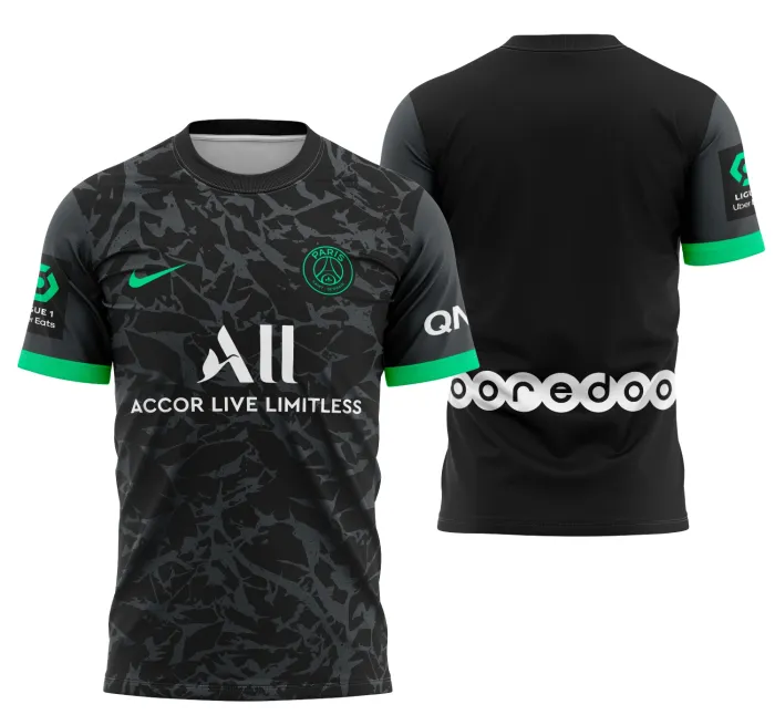 Camiseta unissex preta com logo no peito e estampa grande nas costas inspirada no conceito PSG, ideal para estilo urbano e moderno.
