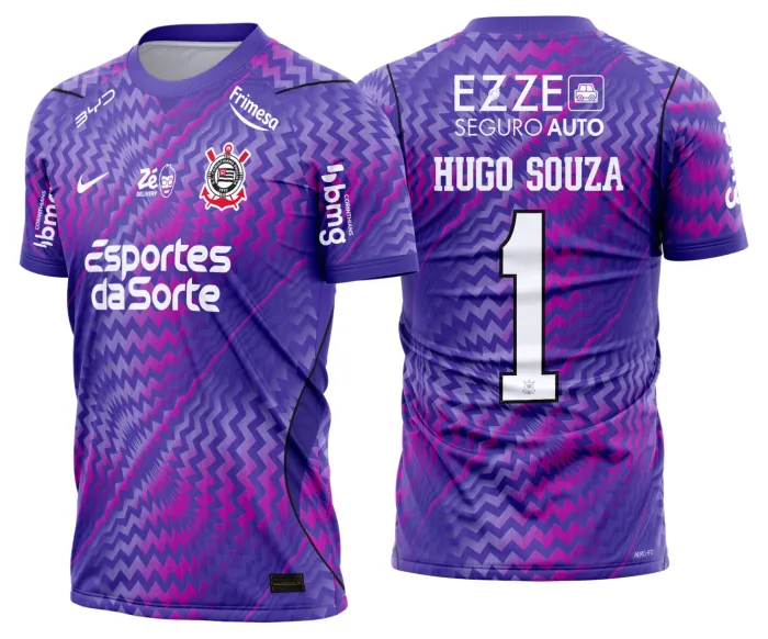 Camisa preta unissex com logo do Corinthians no peito e estampa grande nas costas destacando design do goleiro roxa temporada 2026 2027, camiseta moderna e estilosa para torcedores.