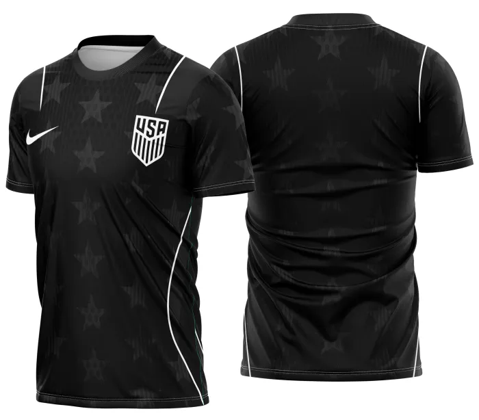 Camiseta unissex preta com logo no peito e estampa grande nas costas do Kit Away EUA 2026, perfeita para torcedores e colecionadores do tema futebol internacional.