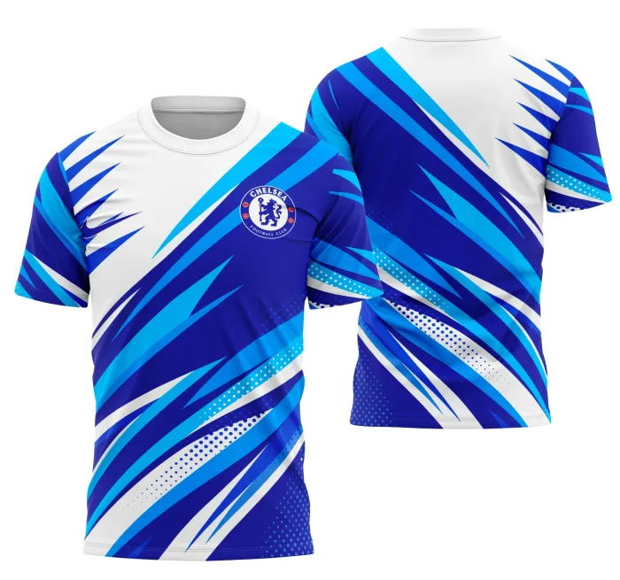 Camiseta unissex preta com logo no peito e estampa grande nas costas, tema Interclasse Conceito Chelsea, design moderno e atraente para uso casual e eventos esportivos.