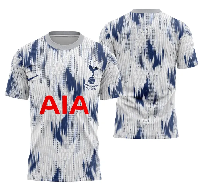 Camiseta unissex preta com logo no peito e estampa grande nas costas inspirada no conceito do Tottenham, perfeita para fãs e eventos interclasse