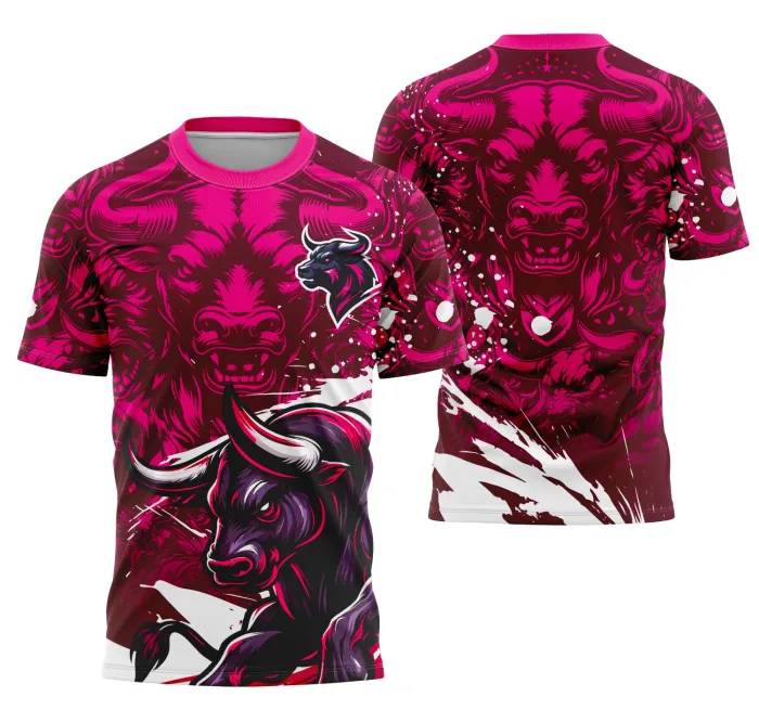 Camiseta unissex preta com logo no peito e estampa grande nas costas, mostrando a temática Equipe Touro do Interclasse, ideal para torcedores e participantes.