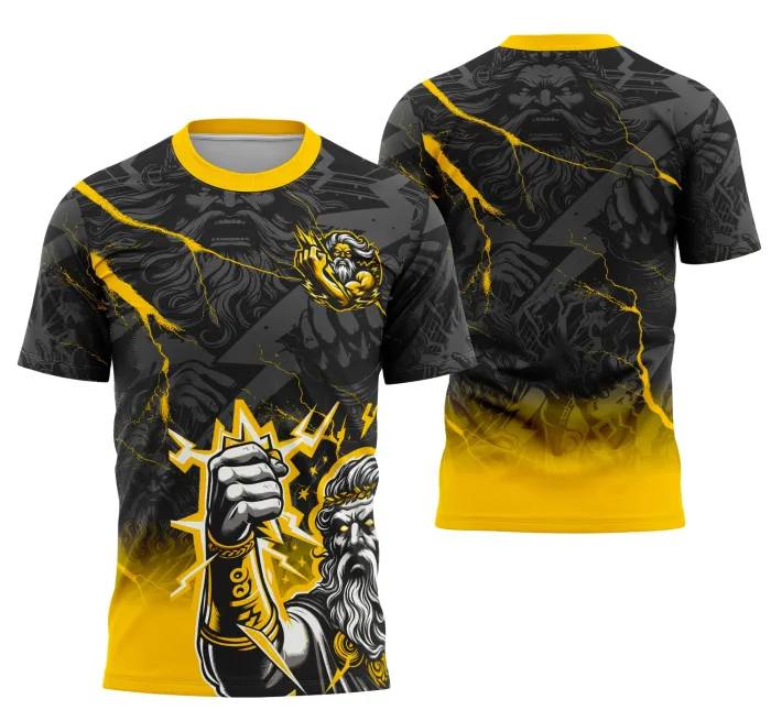Camiseta unissex preta com logo no peito e estampa grande nas costas da Equipe Zeus Interclasse Modelo 1, perfeita para usar em eventos e competições.