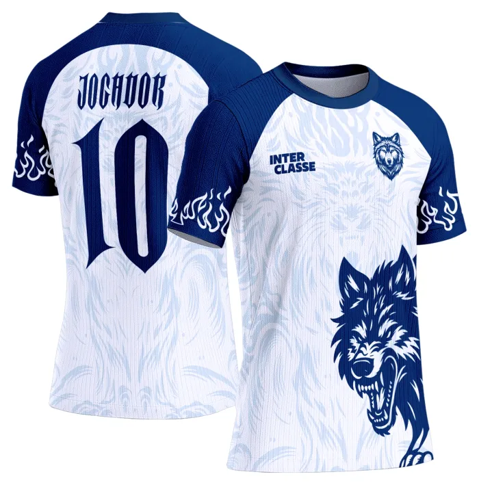 Camiseta preta unissex com logo no peito e estampa grande nas costas destacando um lobo imponente do modelo 853 Interclasse.