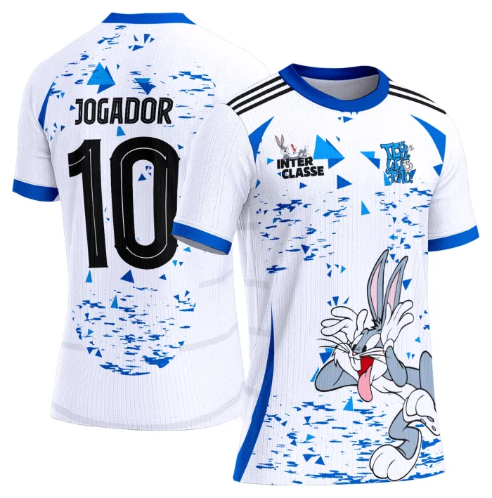 Camiseta unissex preta com logo no peito e estampa grande nas costas mostrando o personagem Pernalonga no estilo Interclasse Modelo 871, perfeita para fãs e eventos temáticos.
