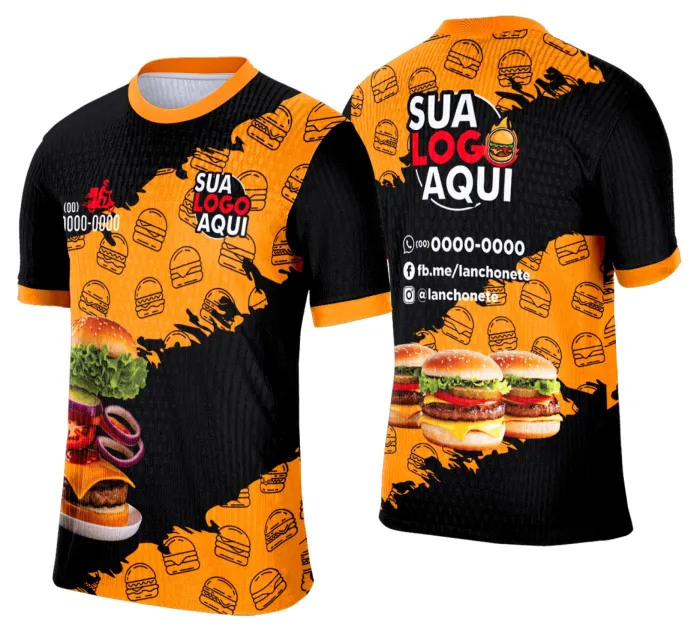 Camiseta unissex branca com logo no peito e estampa grande nas costas com tema de lanche e hamburgueria