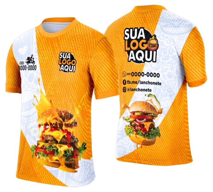 Camiseta unissex branca com logo no peito e estampa grande nas costas com tema de lanche e hamburgueria