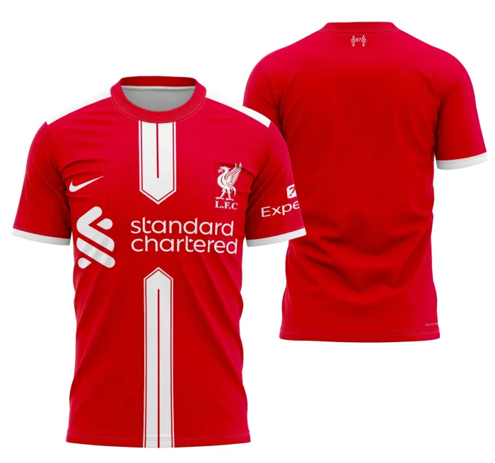 Camiseta unissex preta com logo no peito e estampa grande nas costas inspirada no Liverpool Concept 2023 - Modelo 2, design moderno e estiloso para fãs do futebol.