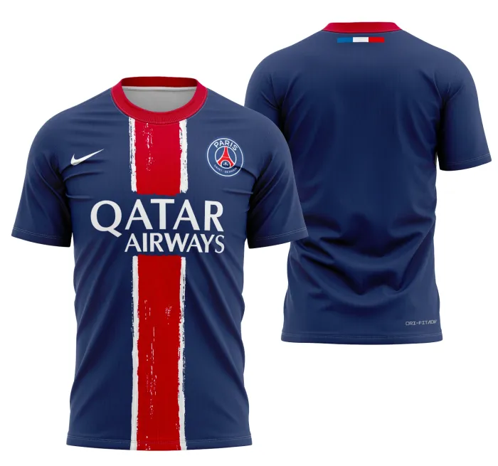 Camiseta unissex preta com logo no peito e estampa grande nas costas inspiradas na camisa local do PSG 2024-2025, design moderno e estilo urbano para torcedores.